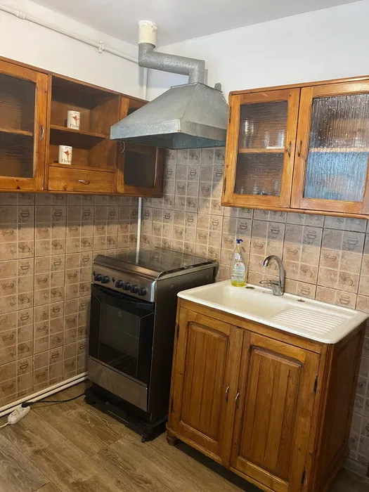 Casa  2 Camere Democratiei Ploiesti — fotografie 4