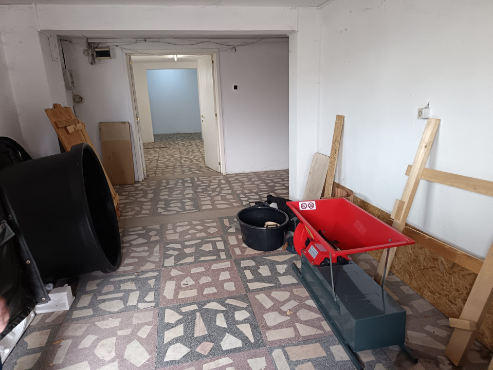 Spatiu de birouri Constantin Brancusi Ramnicu Valcea — fotografie 6
