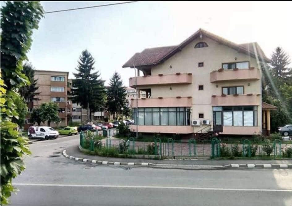 Spatiu de birouri Constantin Brancusi Ramnicu Valcea — fotografie 2