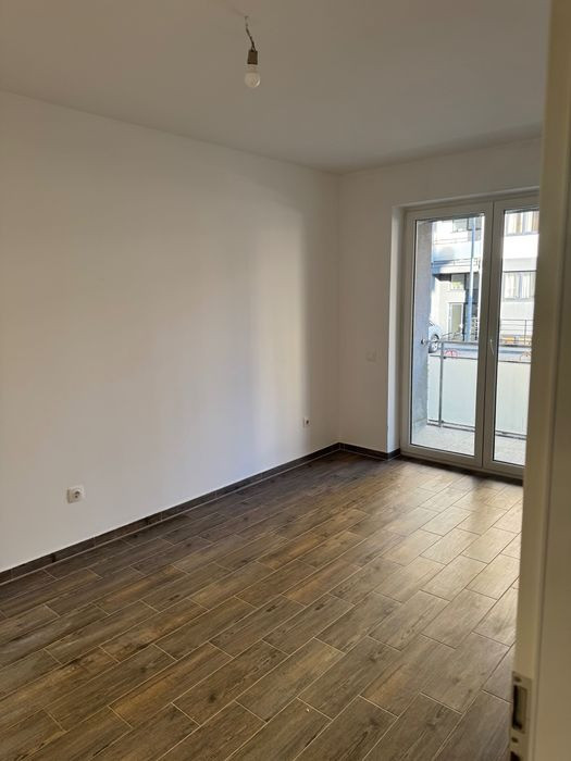 Închiriere Spațiu Comercial / Birouri - Avantgarden BV — fotografie 2