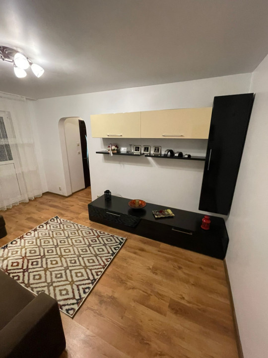  Apartament 3 Camere Mihai Bravu Ploiesti — fotografie 2