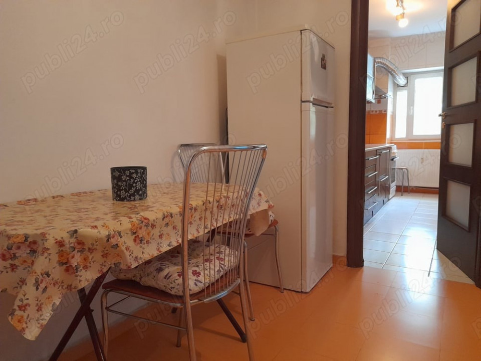 Garsoniera Titan Bucuresti — fotografie 3