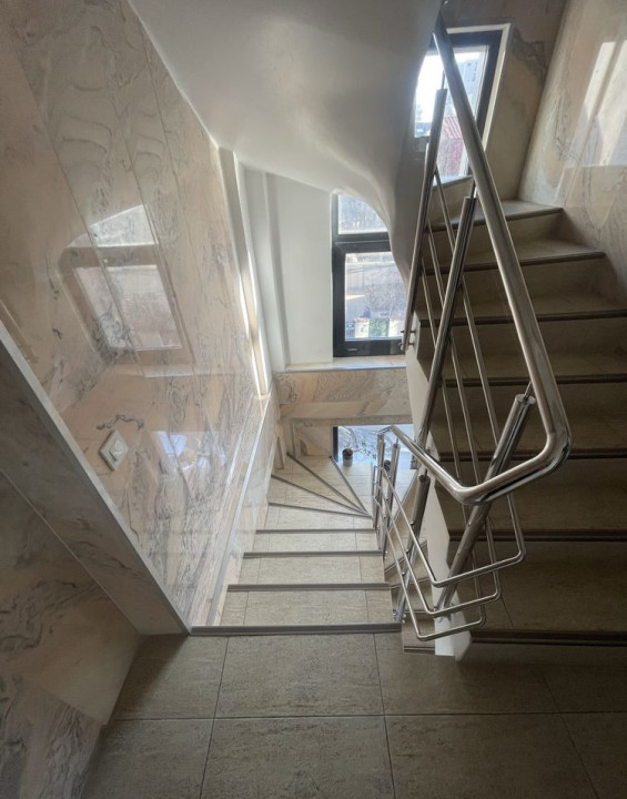Spațiu birouri utilat 6 posturi — fotografie 5