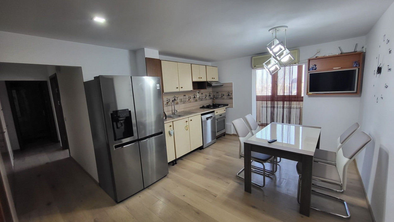 Apartament de inchiriat cu trei camere in zona Brotacei — fotografie 6