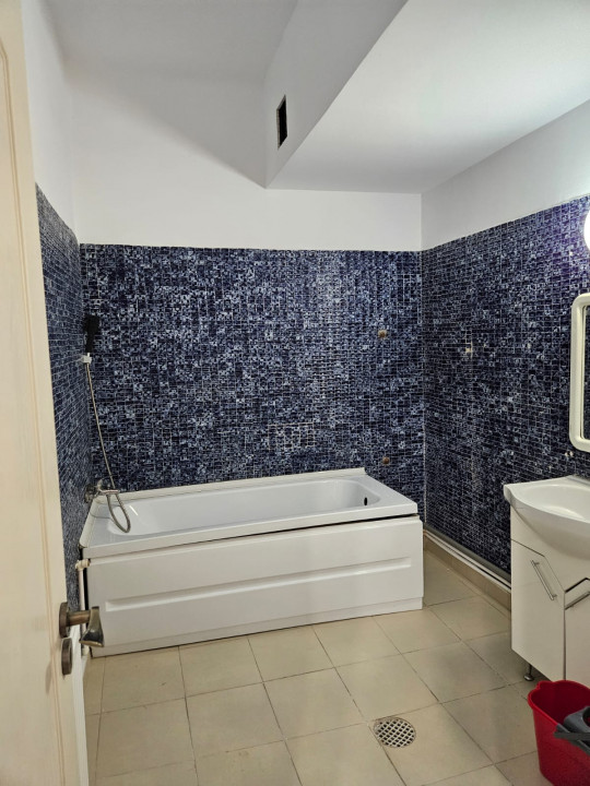 Spatiu birouri/comercial Ploiesti — fotografie 18
