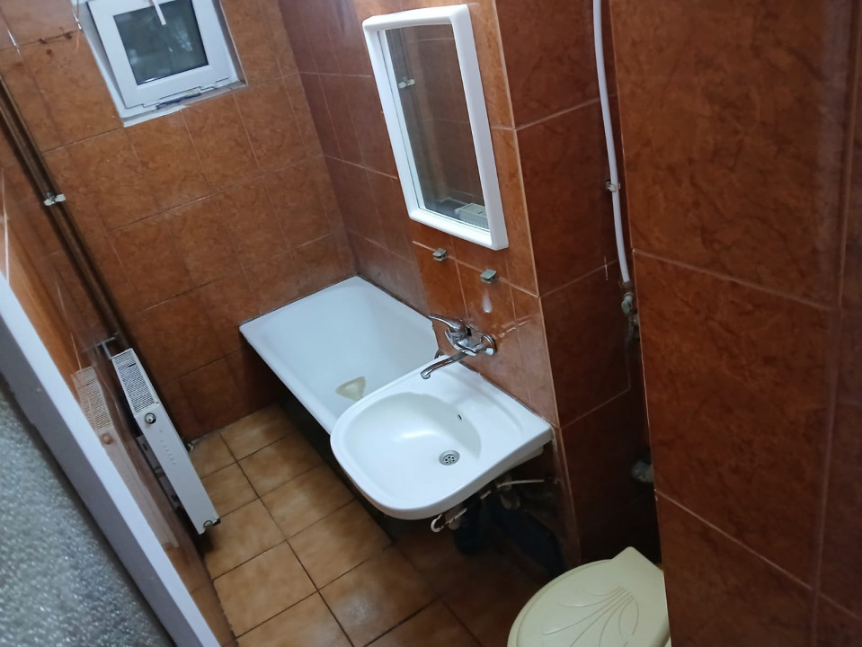  Apartament 2 Camere B-dul Bucuresti Ploiesti — fotografie 3
